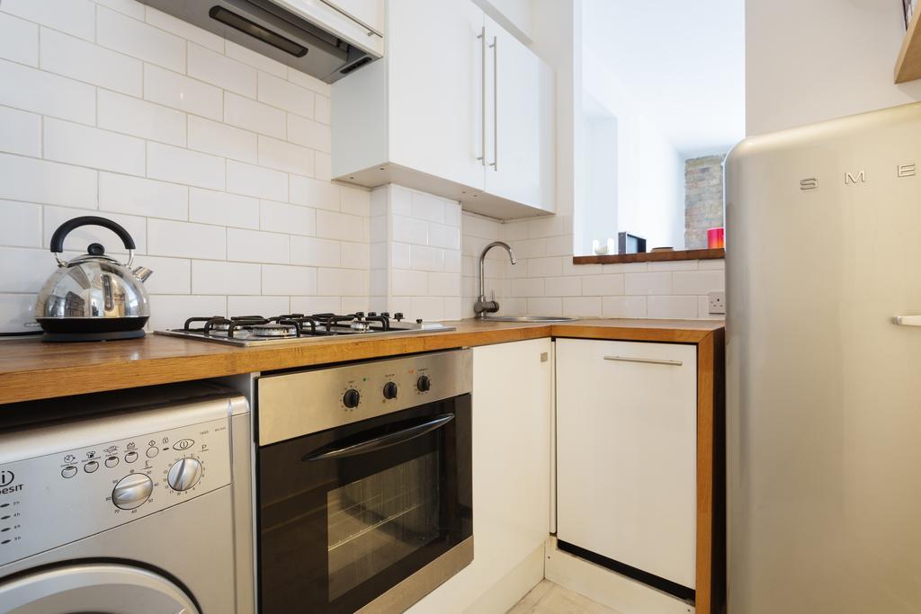 Veeve - Sophisticated Soho Apartment ロンドン エクステリア 写真